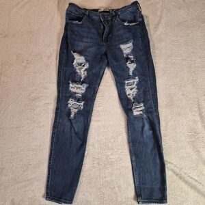 Hollister Curvy Midrise Super Skinny Soft Stretch Distressed Blue Jeans Size 11.